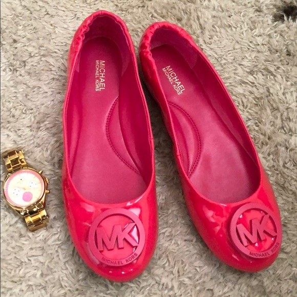 michael kors flats pink